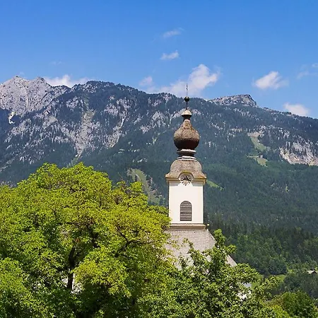 Klosterhuegel * האוס