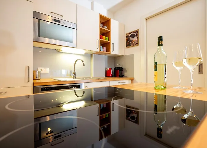 Klosterhuegel * هاوس إم إنيستال